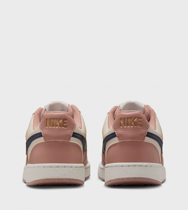Nike  - Beige Low Top