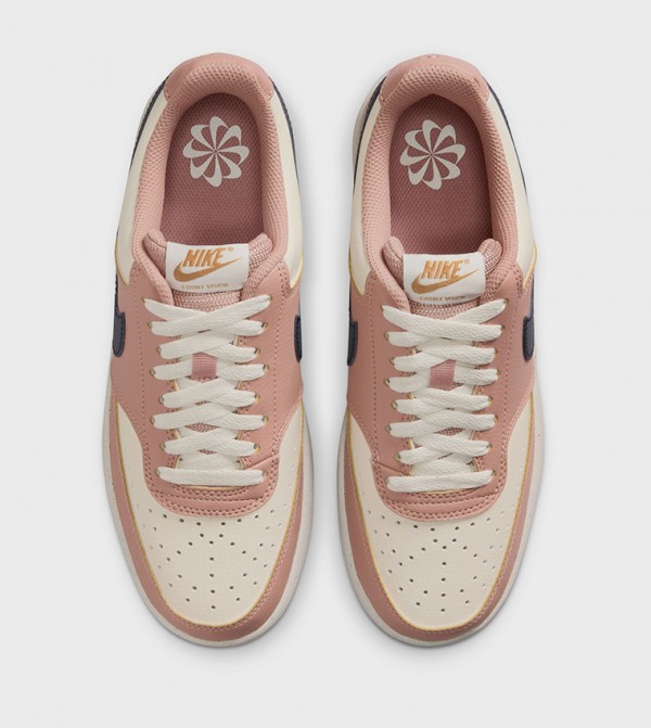 Nike  - Beige Low Top