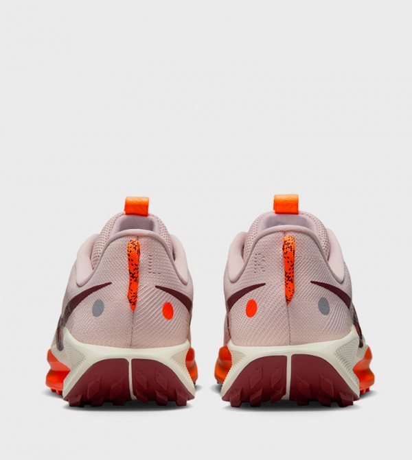 نايك أحذية - متعدد أحذية الجري