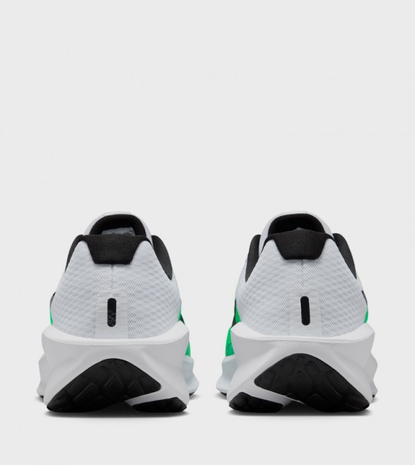 Nike Nike - White Low Top