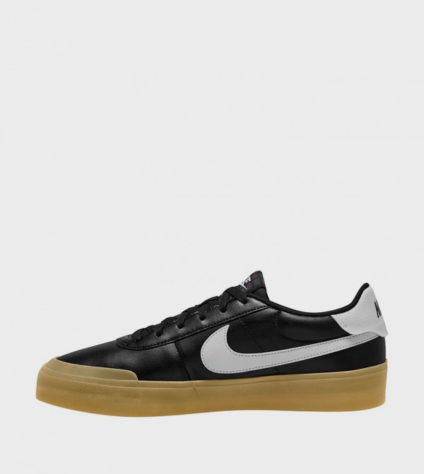 Nike  Sneakers - Black Low Top