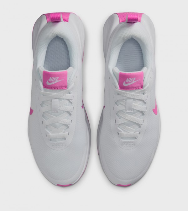 Nike Nike - White Low Top