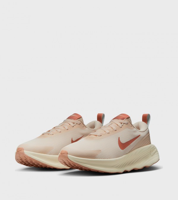 Nike Nike - Beige Walking Shoes