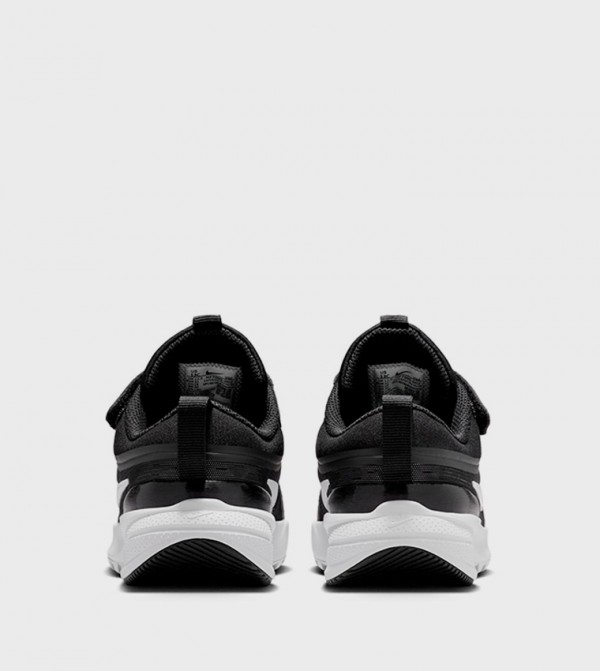 Nike Nike - Black Low Top