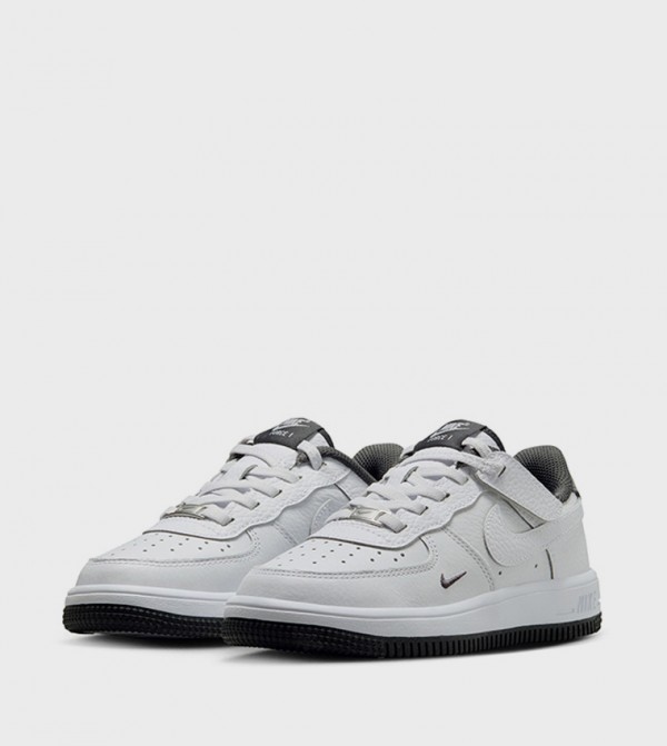 Nike Nike - White Casual Shoes