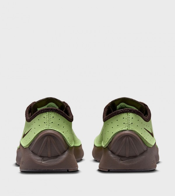 Nike  - Green Running Shoes