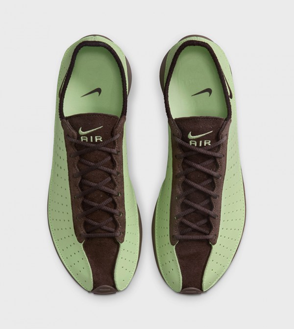 Nike  - Green Running Shoes