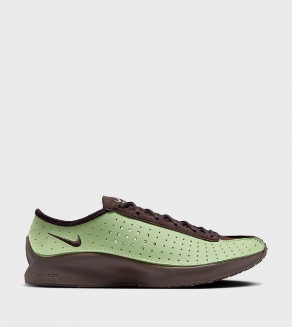 Nike  - Green Running Shoes