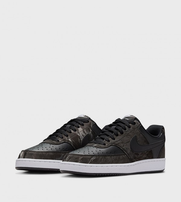 Nike  - Black Low Top