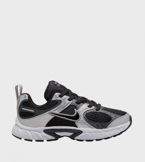 Nike  - Multi Low Top
