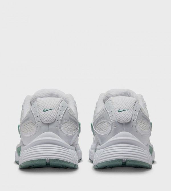 Nike  Sneakers - White Low Top