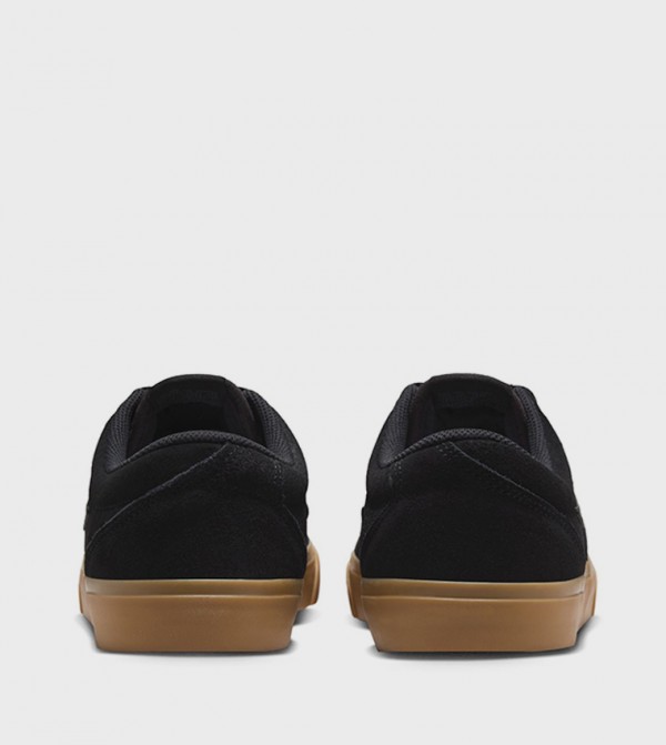 Nike Nike - Black Low Top