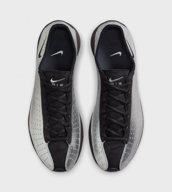 Nike Nike - Silver Running Shoes
