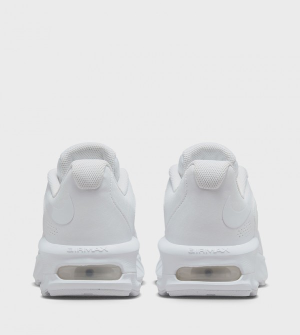 Nike  - White Low Top