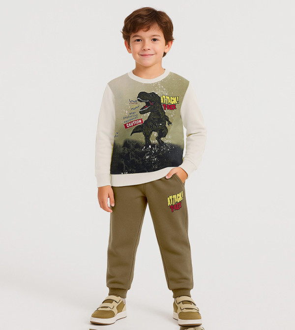 Victor and Jane  - Multi clothing sets