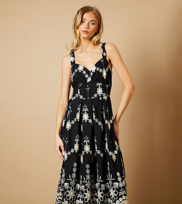 اويسيس  اويسيس - أسود Maxi Dresses