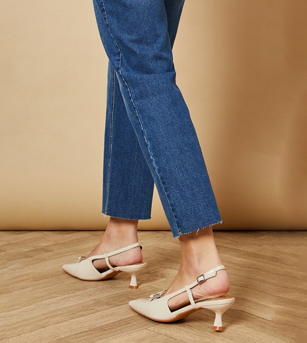 Oasis Oasis - Beige Pumps