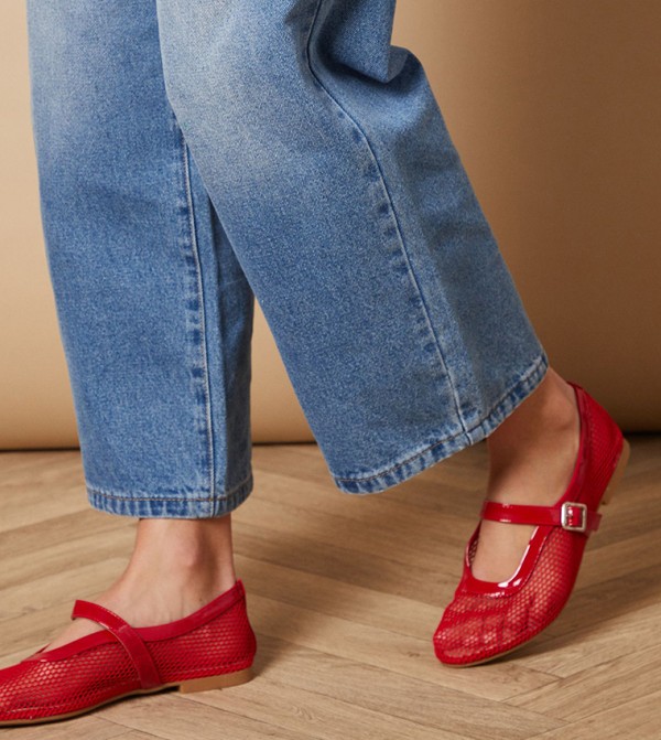 Oasis Oasis - Red Mary Janes