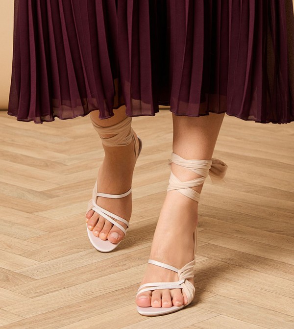 Oasis Oasis - White Heels