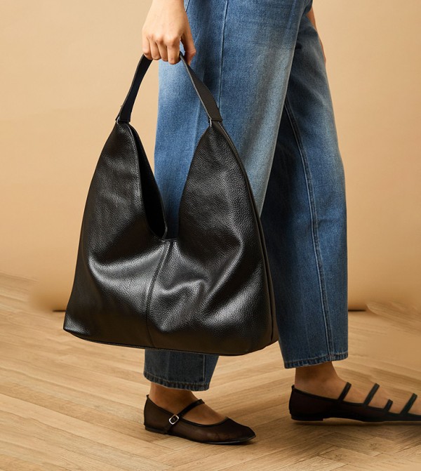 Oasis Oasis - Black Tote Bags