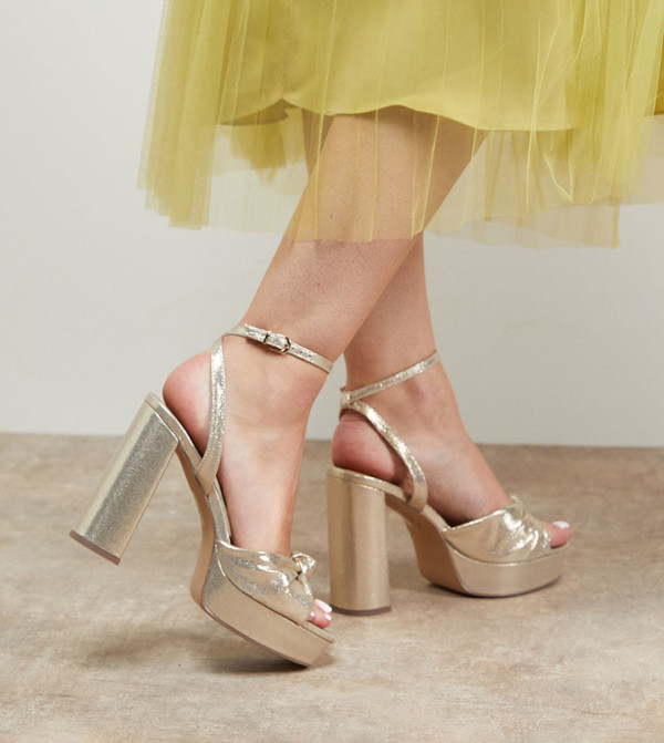 Oasis Oasis - Gold Heels