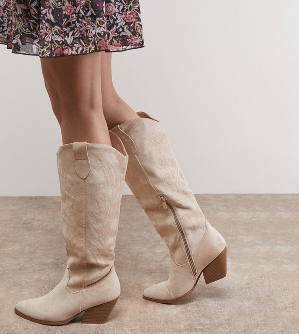 اويسيس   أبوات - بيج Knee length Boots