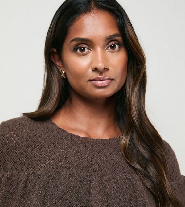 Oasis Sweaters & Cardigans - Brown Round Neck Sweaters