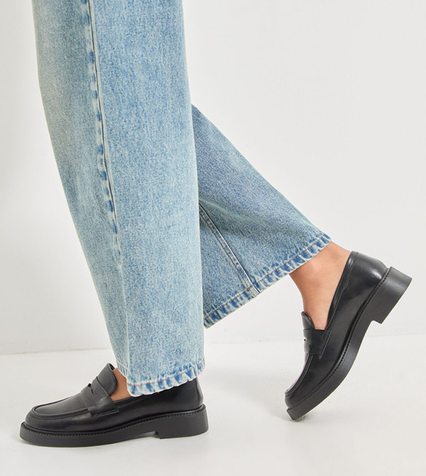 اويسيس  اويسيس - أسود undefined