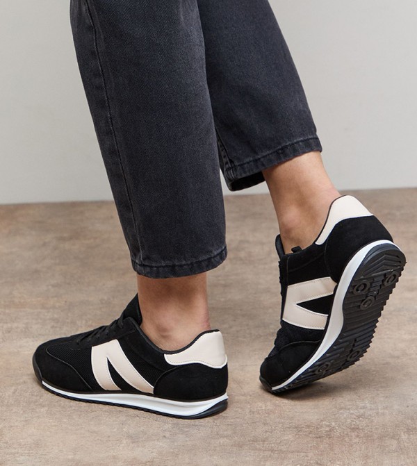 اويسيس اويسيس - أسود أحذية برقبة منخفضة