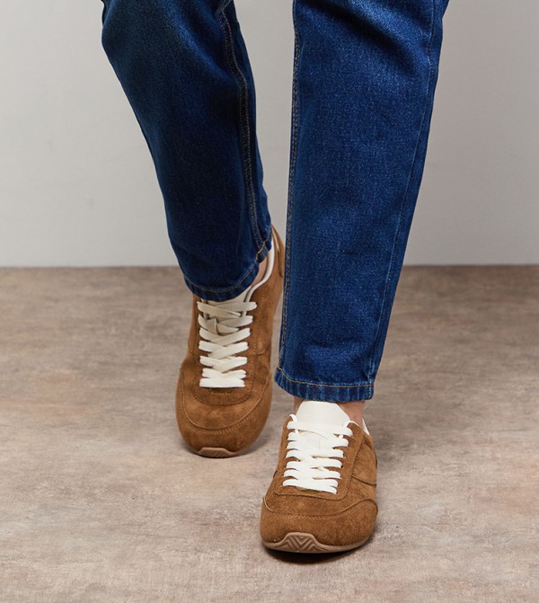 اويسيس اويسيس - بيج أحذية برقبة منخفضة