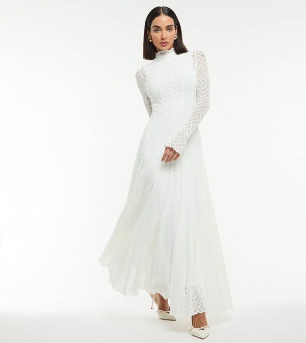 بي سي بي جي بي سي بي جي - أوف وايت Maxi Dresses