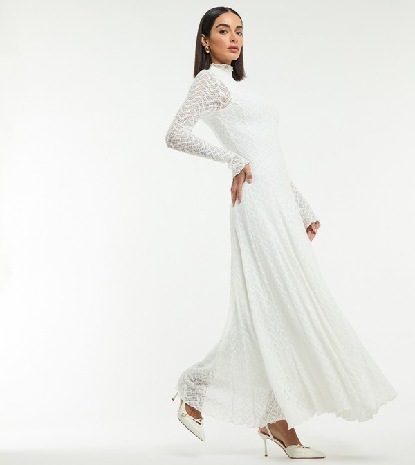 بي سي بي جي بي سي بي جي - أوف وايت Maxi Dresses