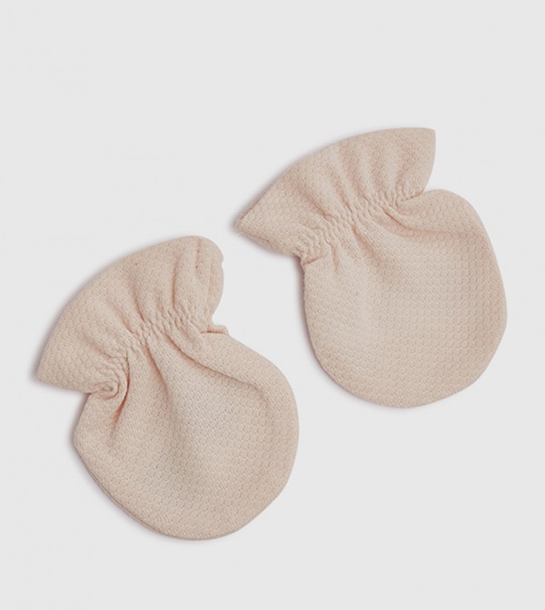 BABIES & MORE  Kids Accessories - Cream Caps & Mittens