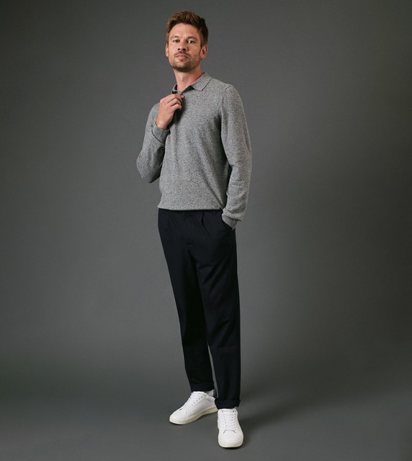 Burton  - Grey V-neck Sweaters