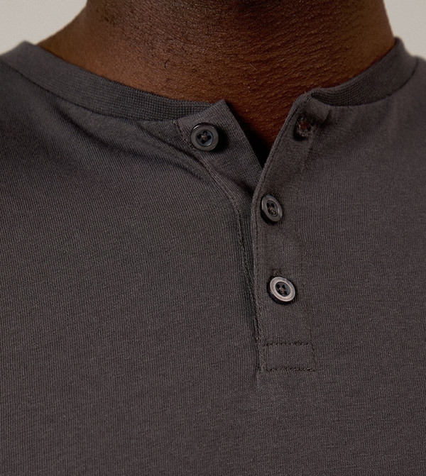 Burton Burton - Charcoal Casual T-Shirts