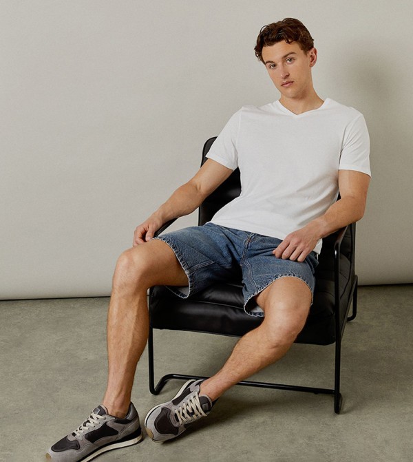 Burton Burton - White Casual T-Shirts