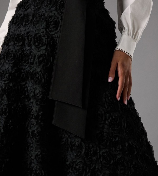 Coast Coast - Black Midi Skirts