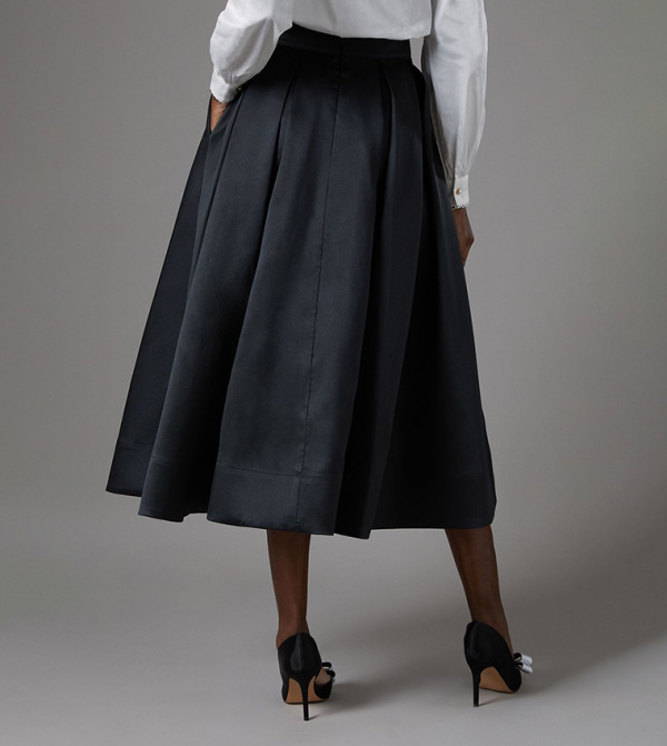 كوست  تنانير - أسود Midi Skirts