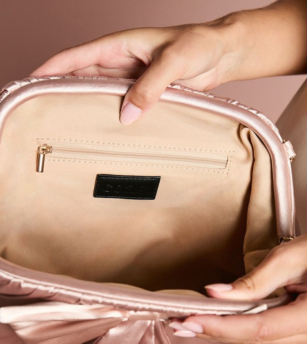 Coast Coast - Beige Clutches