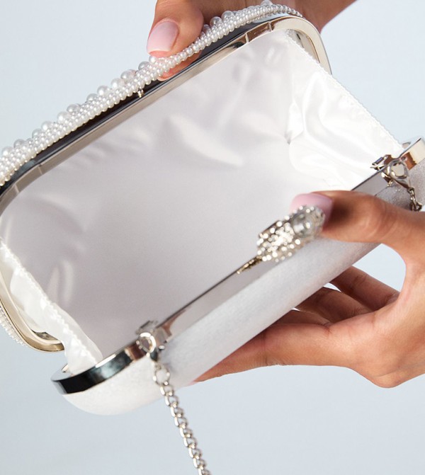 Coast Coast - White Clutches