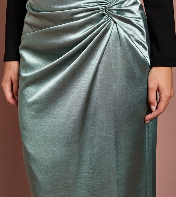 كوست كوست - أخضر Midi Skirts