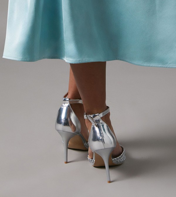 Coast Coast - Silver Pumps