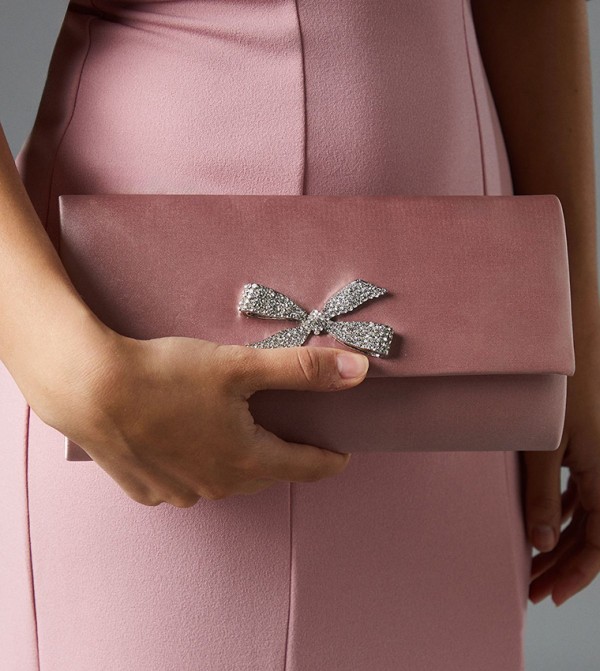 كوست  شنط كلاتش - وردي حقائب يد