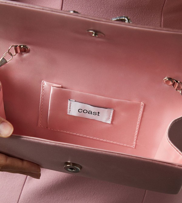 كوست  شنط كلاتش - وردي حقائب يد