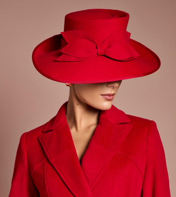 كوست كابات وقبعات - أحمر القبعات