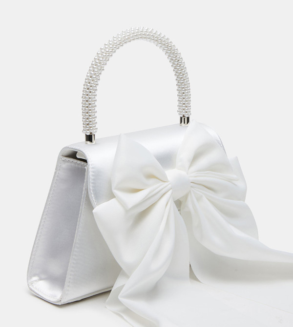 Steve Madden Bags - White Handheld Bags