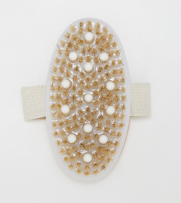 Nail it  - Beige SCRUBBERS & BRUSHES