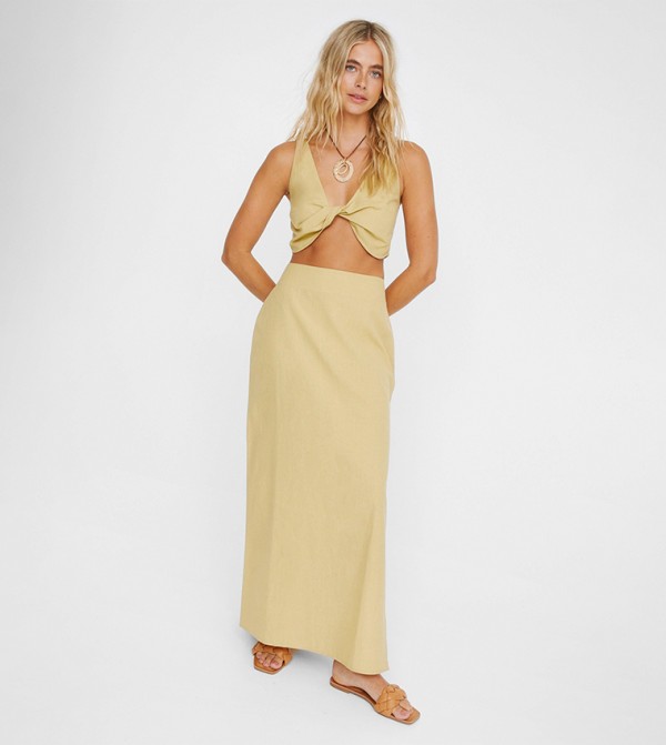 Nasty Gal Nasty Gal - Beige Cropped Tops