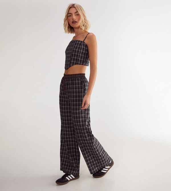 Nasty Gal Nasty Gal - Navy Cropped Tops