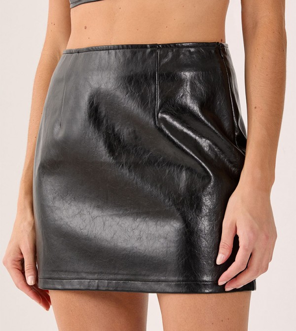 ناستي غال  - أسود Mini Skirts